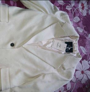 Chic Cream Blazer