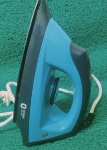 Orient Electric Dry Iron . Like New . Good Conditi
