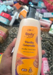 NIVEA Milk Delights Face Wash Rose