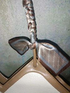 Chic White &amp; Tan Shoulder Bag
