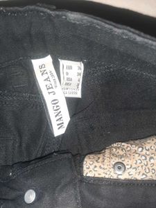 🖤 MANGO Classic Black Stretch Denim — Women