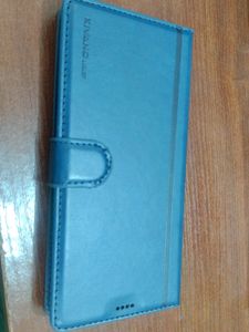 KIVANO LUXE Leather Wallet Case