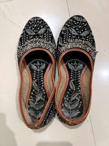 Black Ethnic jutti with silver embroidery