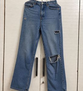 Trendy bershka  Ripped Wide-Leg Jeans waist _26-27