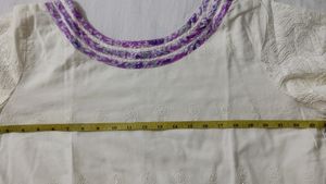 Ladies Top In Hakoba Material For Casual Wear