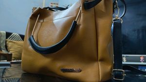 Bagsy Malone Women's Handbag (Mustard)