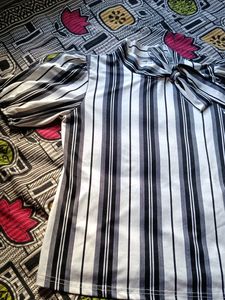 Combo Of Tops And Earrings