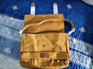 Branded Laptop Bag With Tag