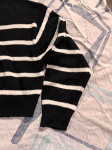 H&amp;M Crop Knit Sweater