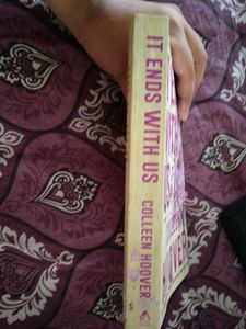 It Ends With Us by Colleen Hoover