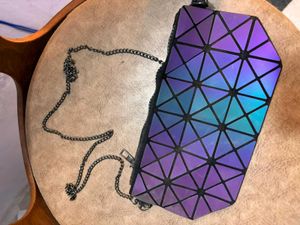 double shaded sling bag