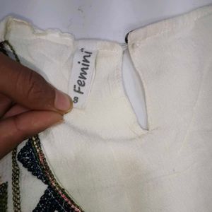 Embroidered Cream Kurta