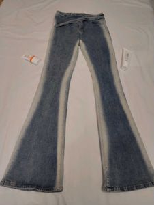 💙 flared or bell bottom jeans