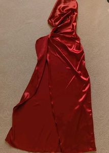 Satin one shoulder dress unused(need ironing)