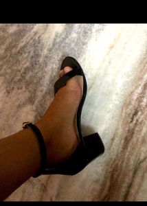 Carlton London Heels Brand New With Tag