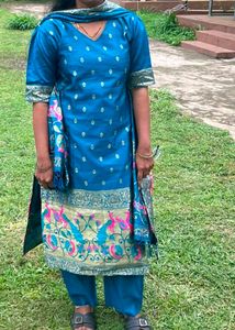 Blue Kurta Set with Peacock Design