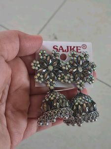 Stunning Jhumka Earrings new with tag