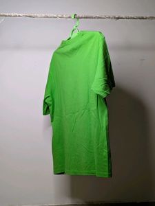 GERTRUDE Bright Green Graphic T-Shirt