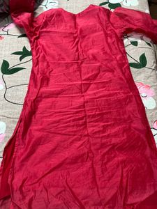 Beautiful Pink Embroidered Kurta