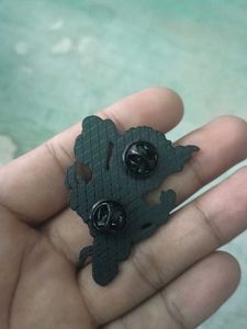 One Piece Zoro Pin