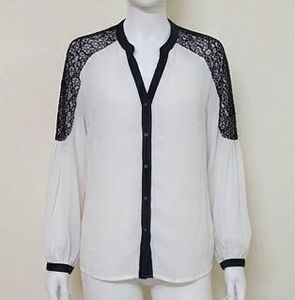 Elegant White Lace Sleeve Top
