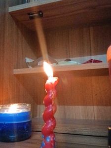 Blue Jar Mountain Candle With Red