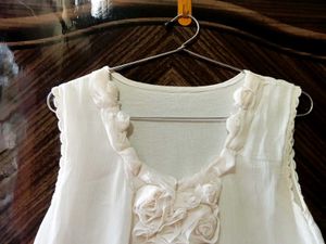 Elegant White Sleeveless Top