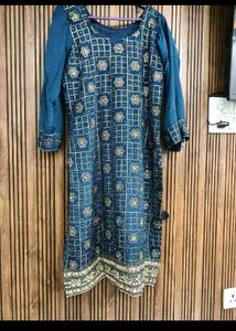 Elegant Teal Embellished Kurta Set