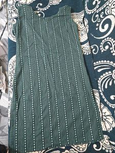 Bottle Green Printed Sleeveless Straight Kurti