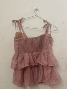 Chic Ruffled Peach Top