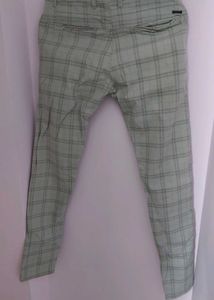 Stylish Plaid Pants for Men