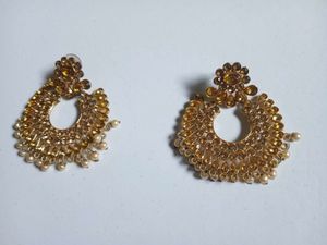 Elegant Gold Maang Tikka &amp; Earring Set