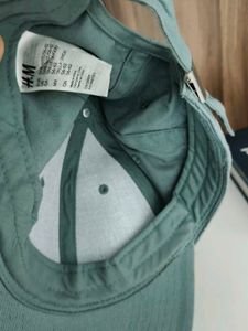 Stylish Grey Baseball Cap