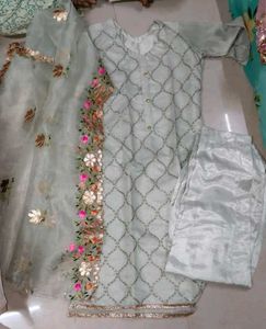 Elegant Embroidered Kurta Set with Dupatta