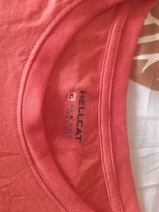 HELLCAT WOMENS TSHIRT WITH XL SIZE.