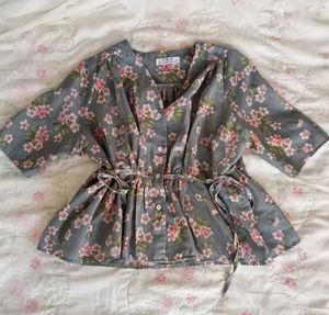 Floral Print Tie-Waist Top