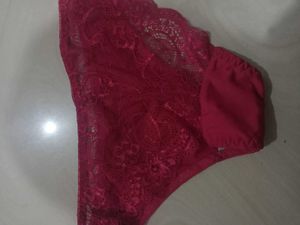 Lace Trimmed Padded Bra &amp; Panty Set