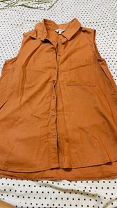sleeveless cotton shirt M size