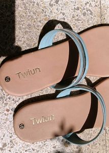New Stylish Women's Flat Sandals