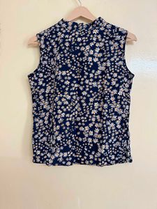 Oomph! Floral Tie Neck Sleeveless Top