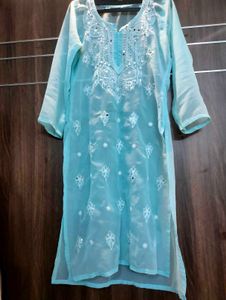chikankari kurtis