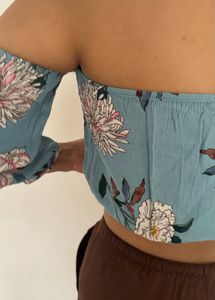 Off Shoulder Crop Top