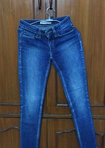 New Denizen Levis Blue Denim Jeans