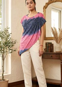 Multicolour pink stylish top for women