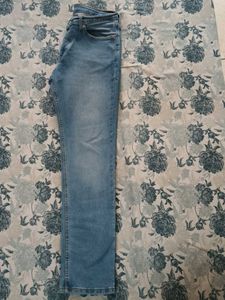 Levi's Straight Fit Men's Blue Jeans