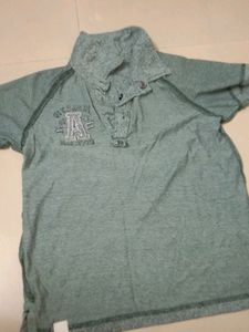 Like New 👕  T Shirt For Kids