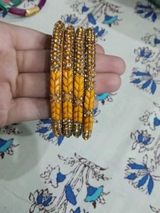 Set of 4 Yellow &amp; Gold Bangles