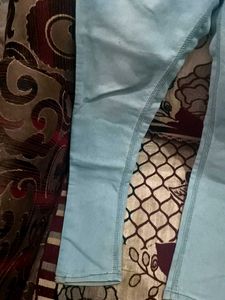 2. Blue colour jeans