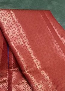 Dual tone saree with unstitched blouse