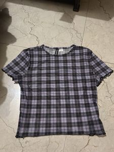 Chic Plaid Cropped Top